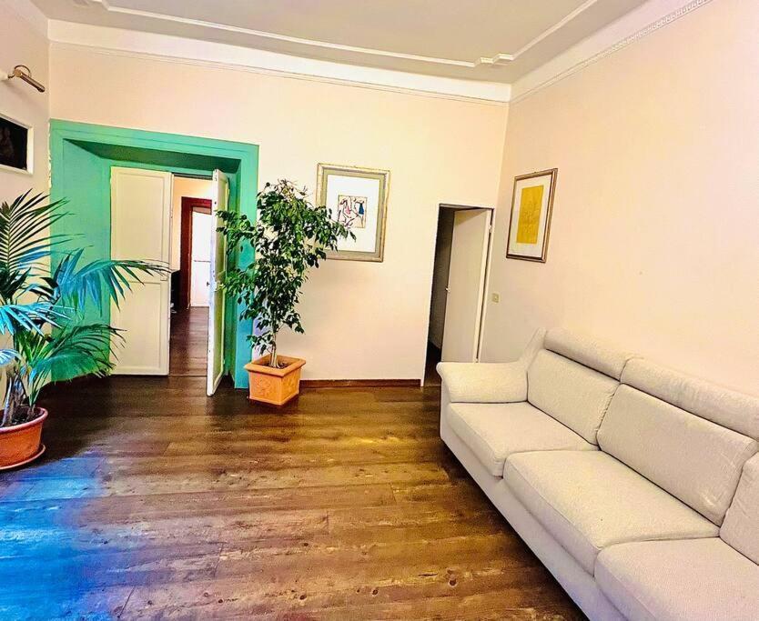 La Fornarina Apartment Рим Экстерьер фото